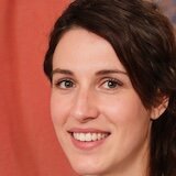 Daniela H.